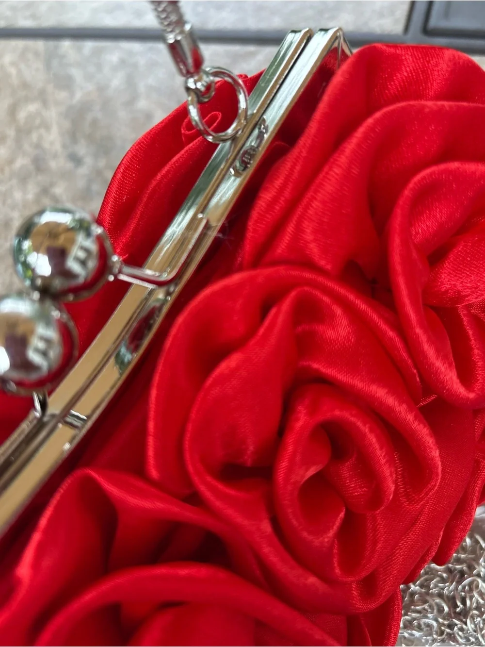 N/A elegant red